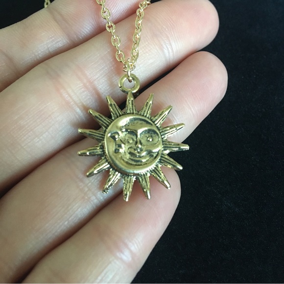 Retro Style Sun and Moon Necklace - Picture 2 of 6